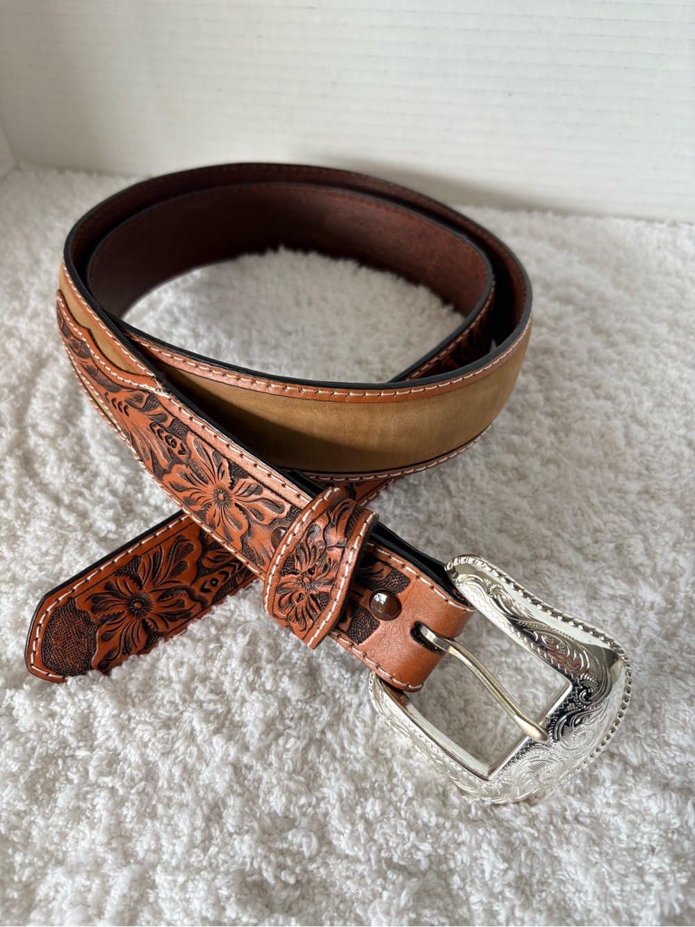 Roper Men’s Western Hand Tooled Leather Brown/Tan Belt Size 44